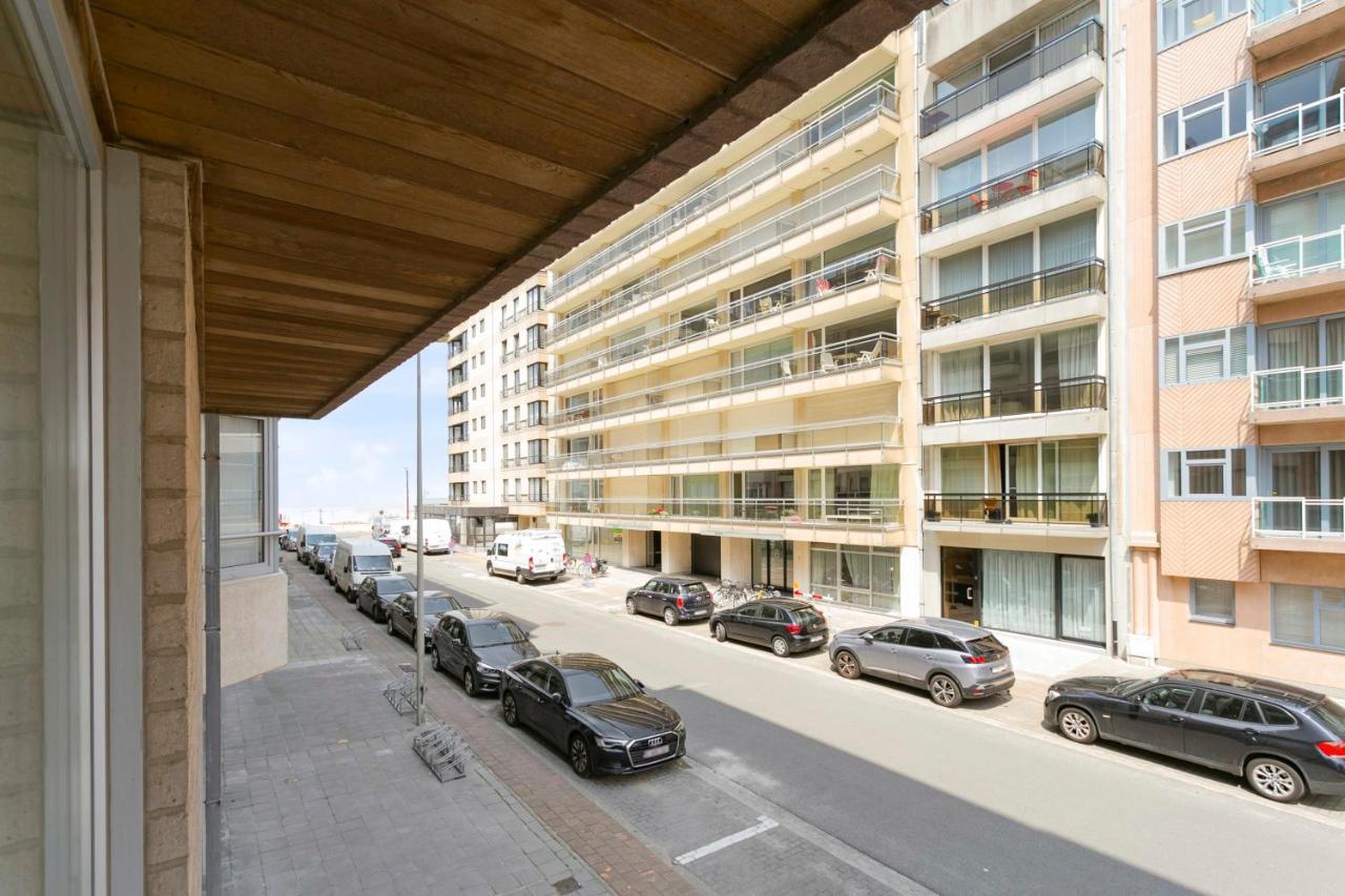 Charming Studio Nearby The Beach At Knokke-Heist! Exterior photo